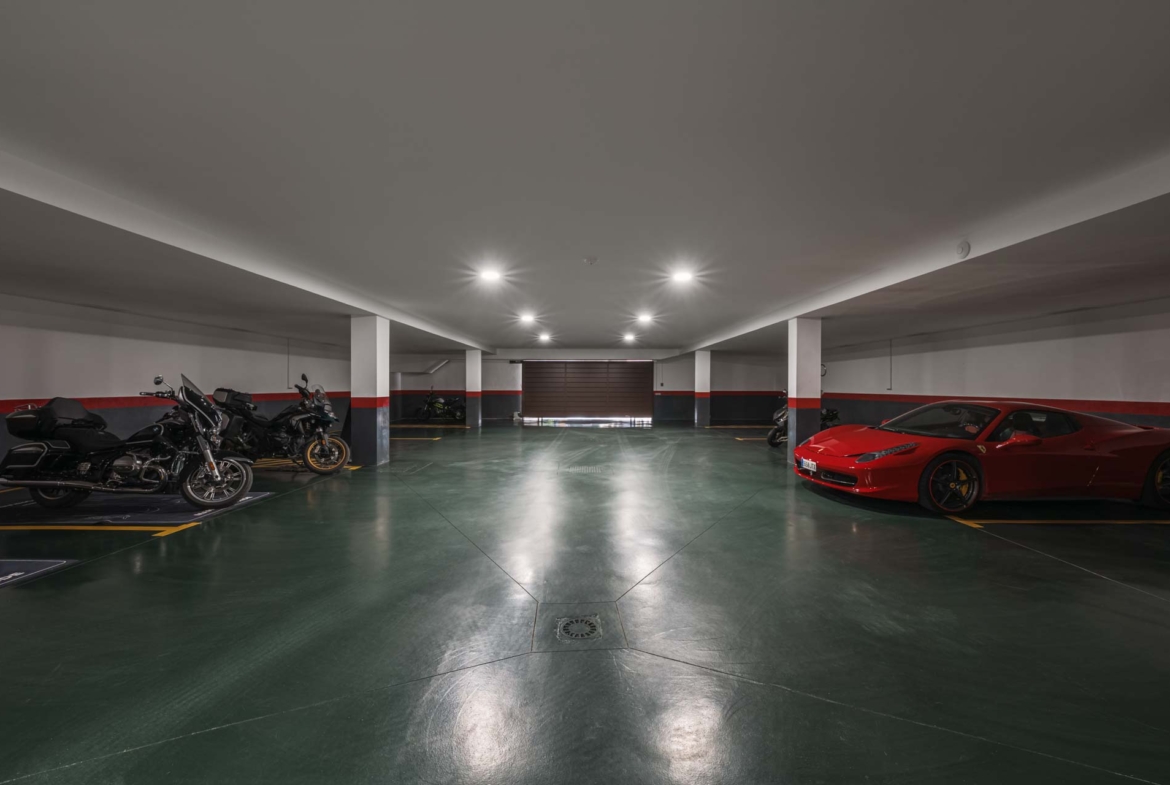 Tuscany Palazzo-Style Mansion in Sierra Blanca - Golden Mile, Marbella