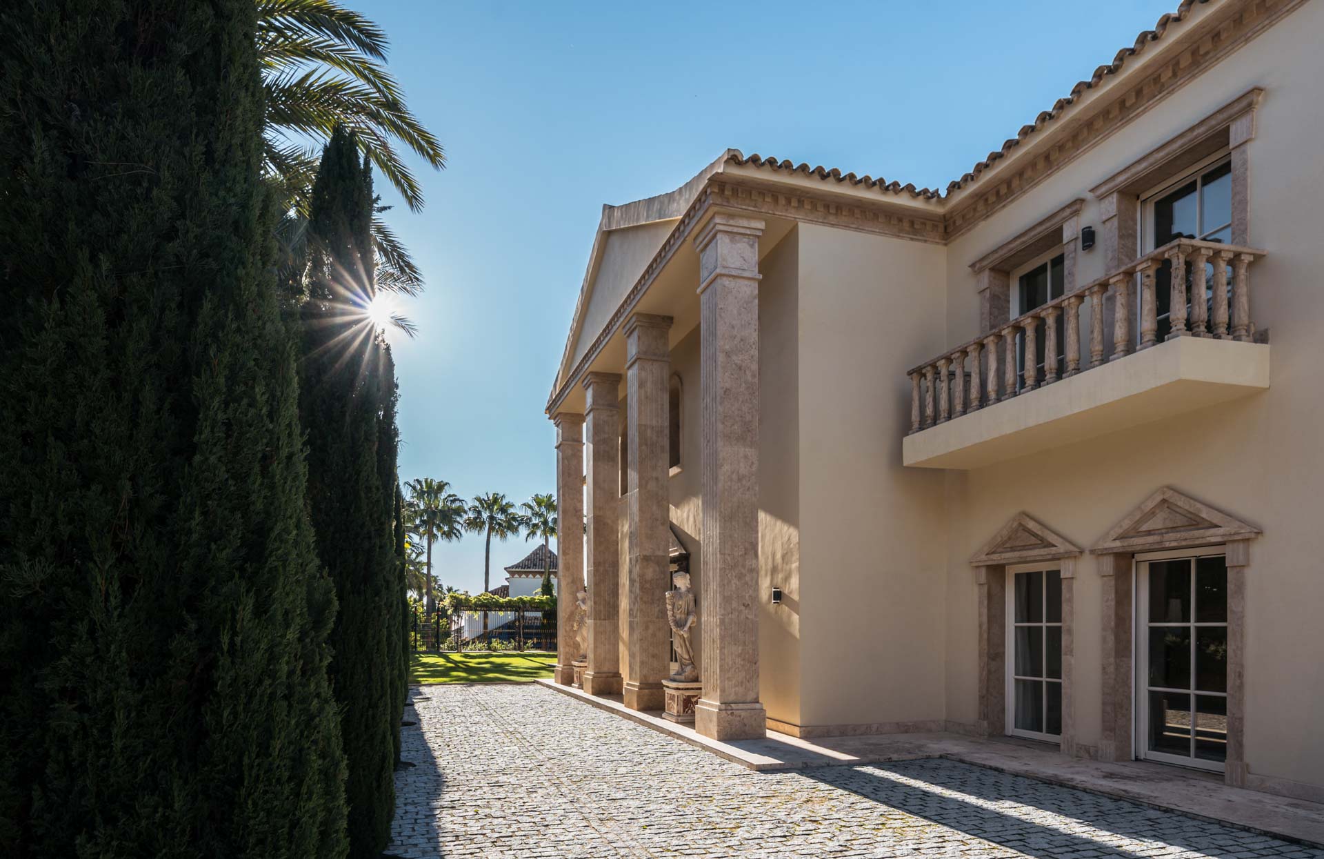 GEM–2 Tuscany Palazzo-Style Mansion in Sierra Blanca - Golden Mile, Marbella