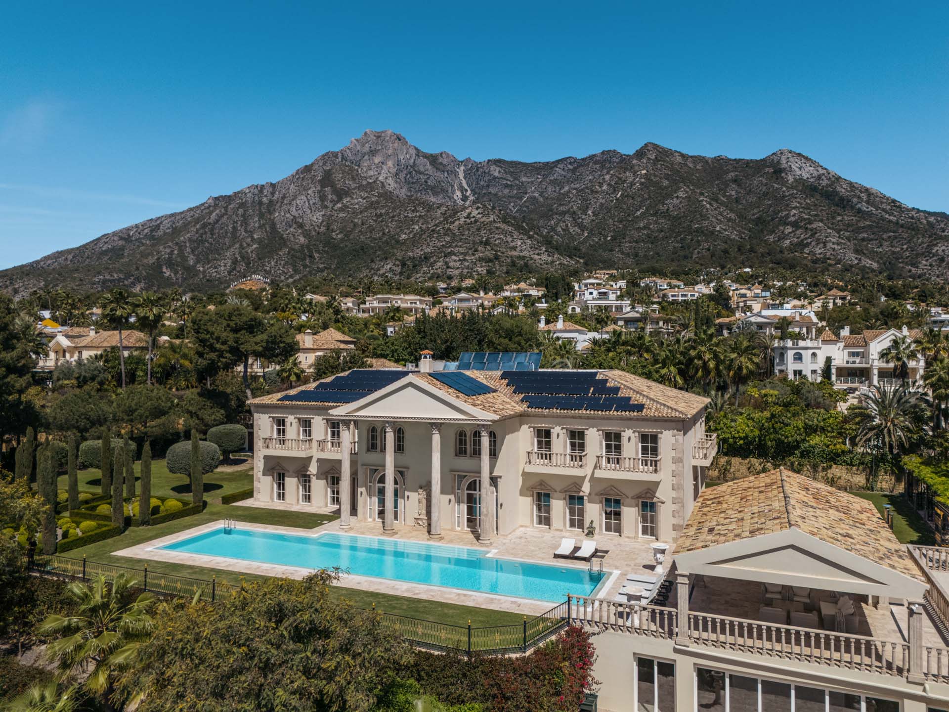 default Tuscany Palazzo-Style Mansion in Sierra Blanca - Golden Mile, Marbella