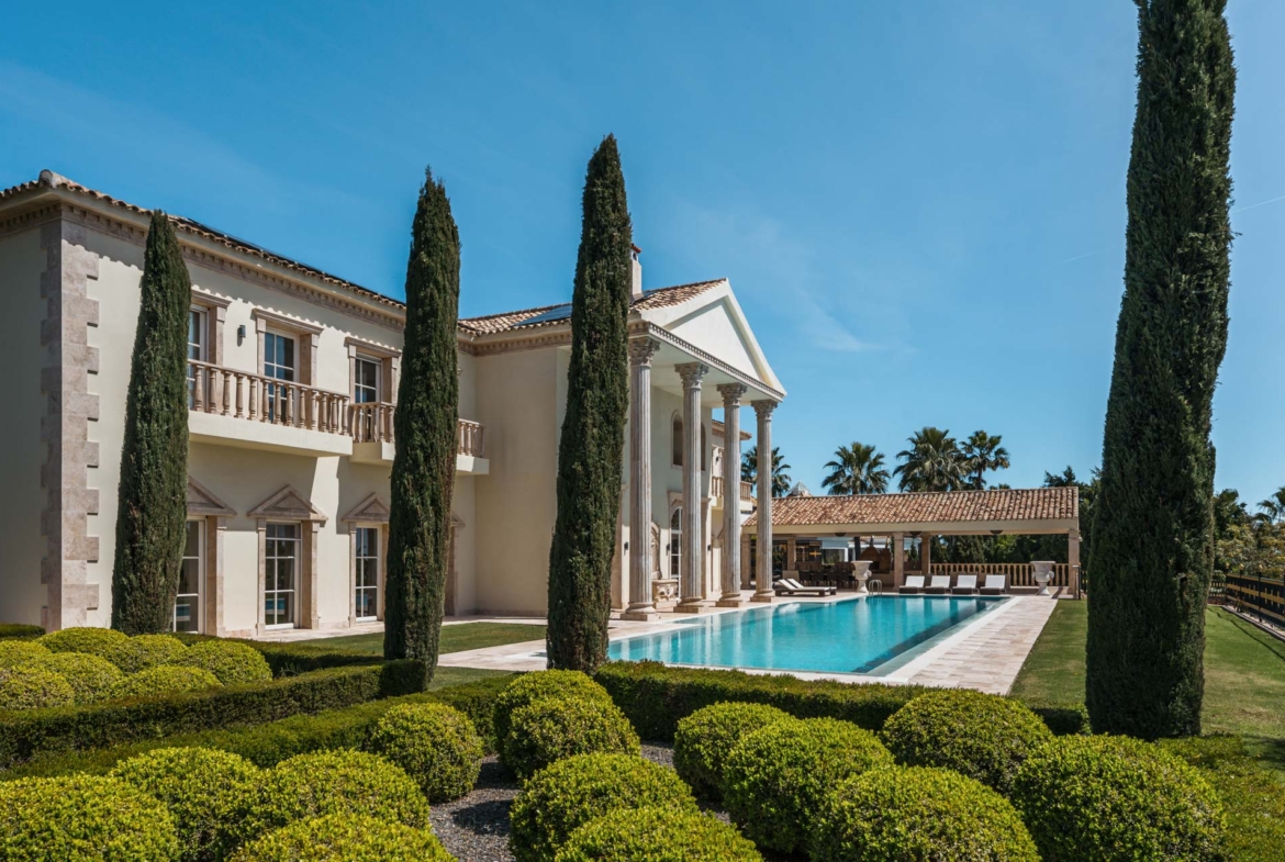 Tuscany Palazzo-Style Mansion in Sierra Blanca - Golden Mile, Marbella