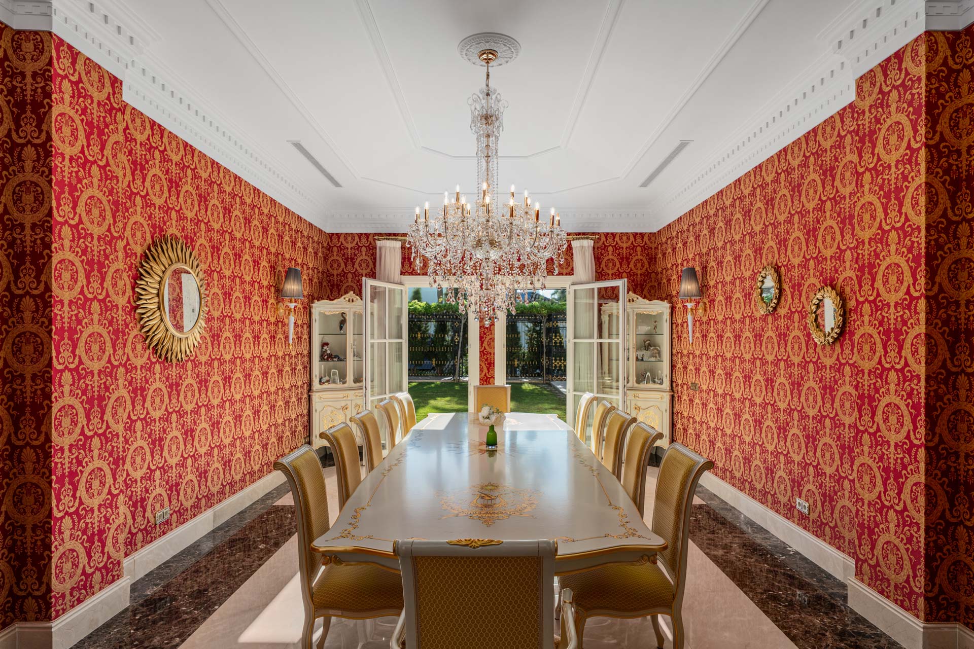 GEM–3 Tuscany Palazzo-Style Mansion in Sierra Blanca - Golden Mile, Marbella