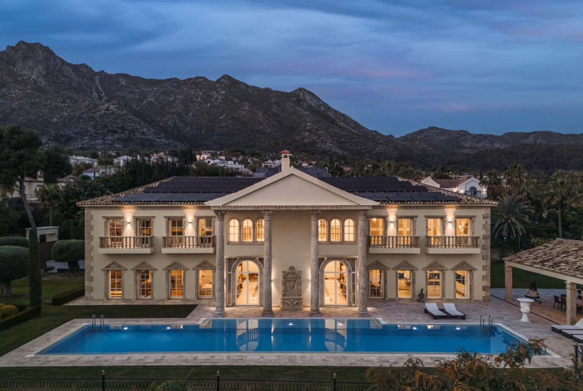 Exquisite Mansion in Sierra Blanca