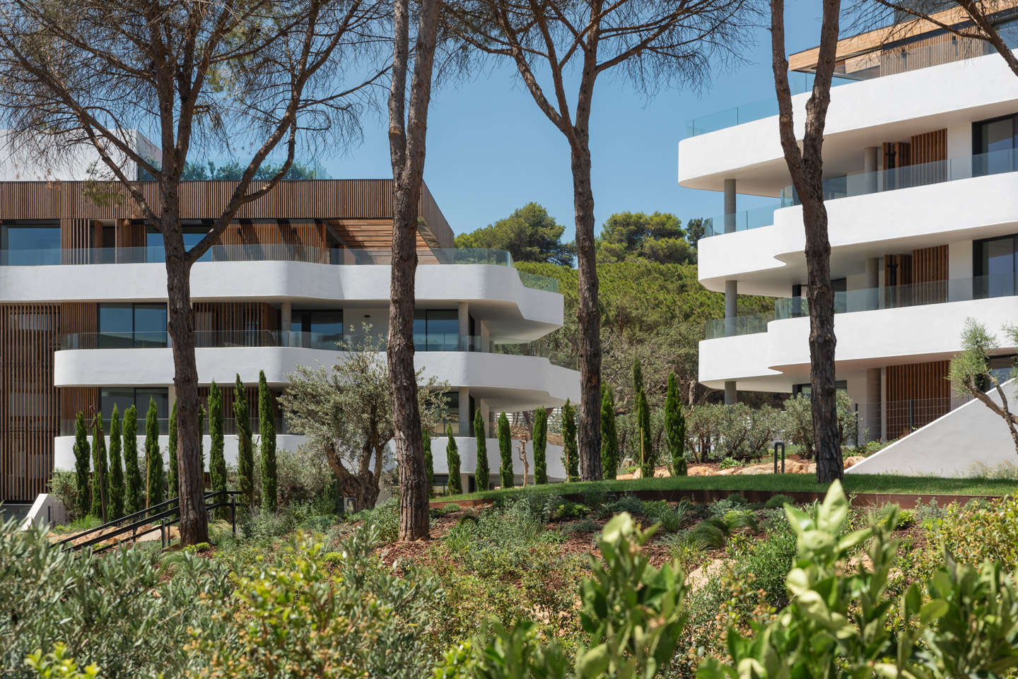 Village Verde Apartments & Penthouses in La Reserva, Sotogrande