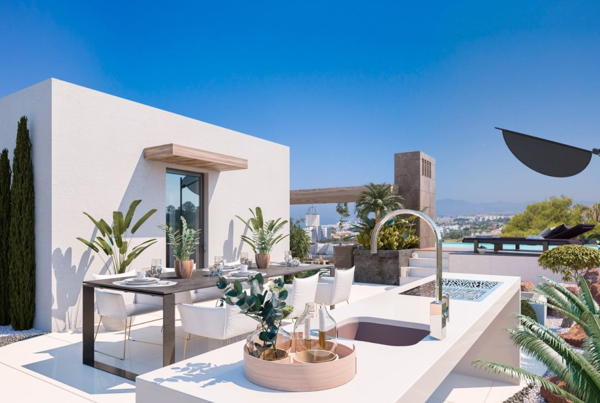 The List - Luxury Townhouses in Rio Real, Marbella