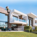 The List - Luxury Townhouses in Rio Real, Marbella