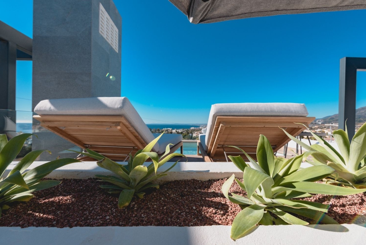 The List - Luxury Townhouses in Rio Real, Marbella