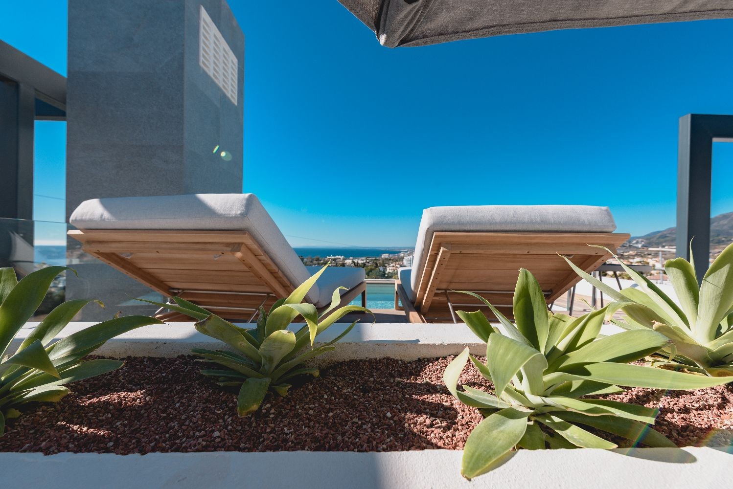 tl-solarium-2 The List - Luxury Townhouses in Rio Real, Marbella