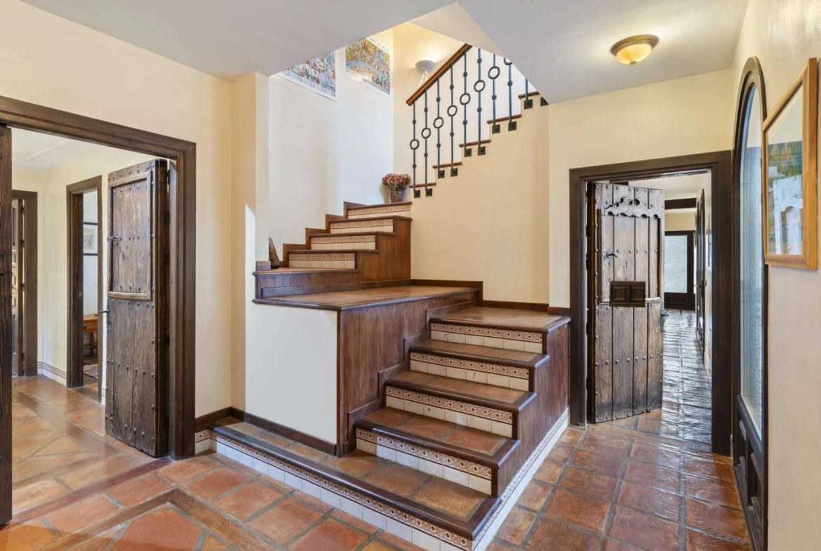 Exclusive Finca at Istan Lake in Marbella