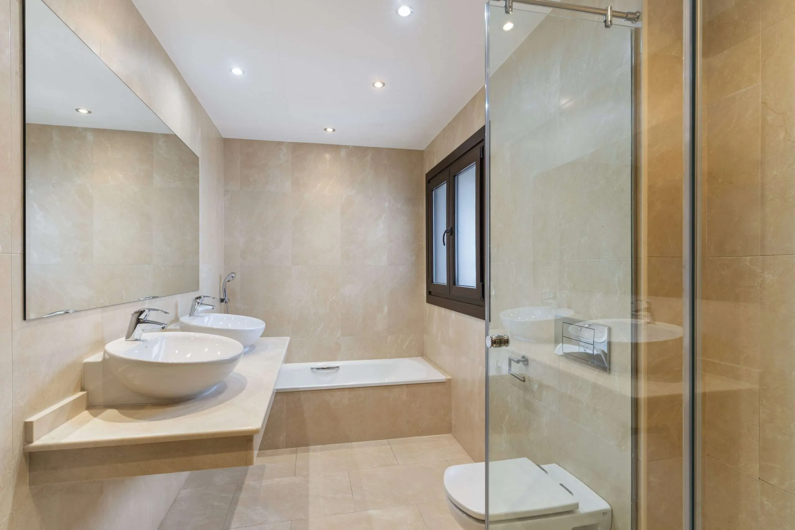 A7404587-scaled Exclusive Finca at Istan Lake in Marbella