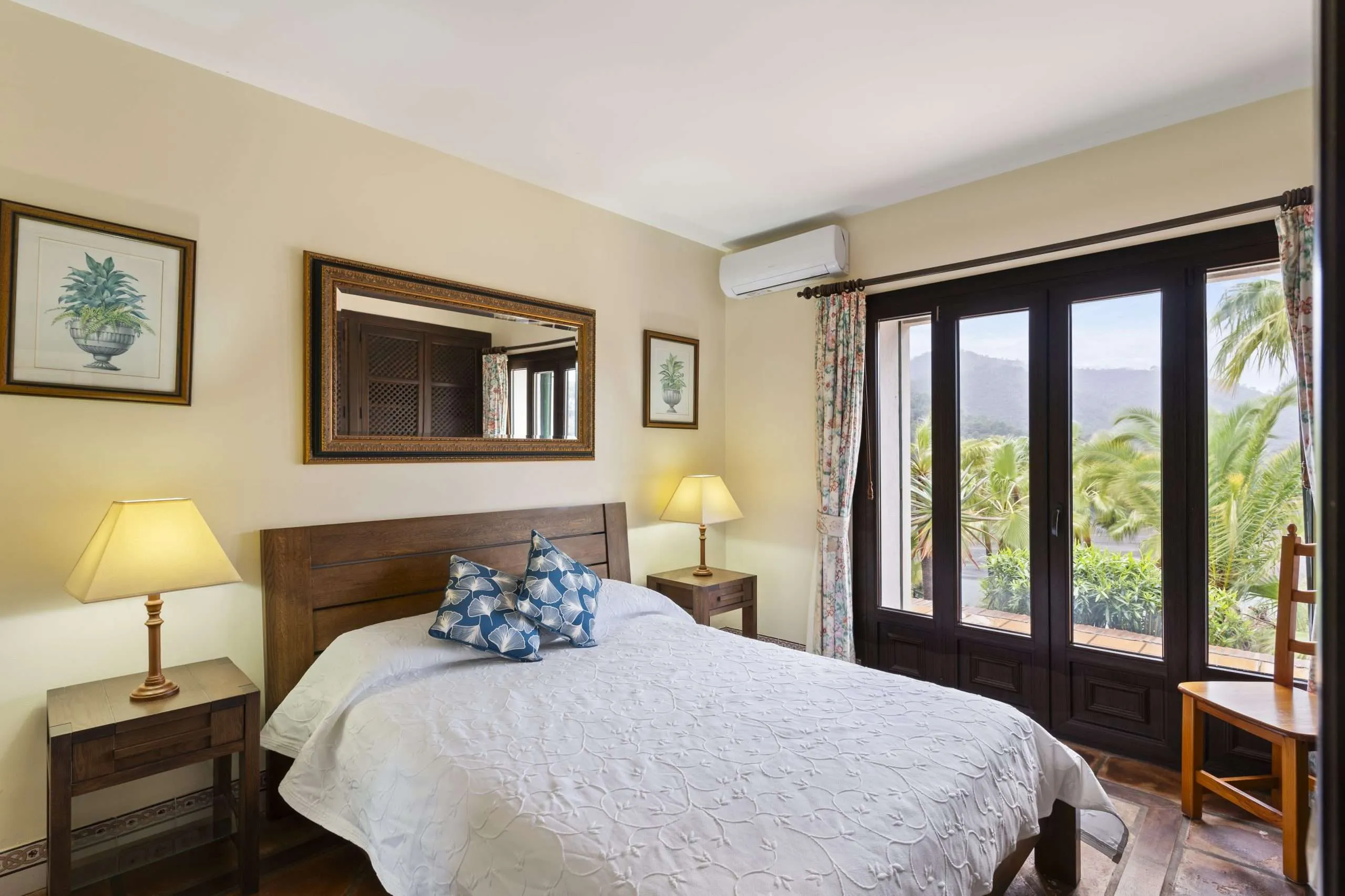 A7404624-scaled Exclusive Finca at Istan Lake in Marbella