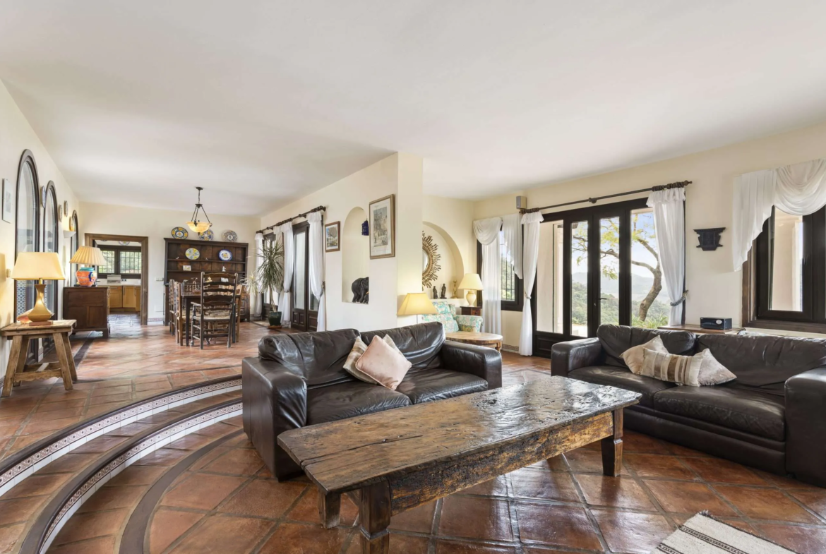 Exclusive Finca at Istan Lake in Marbella
