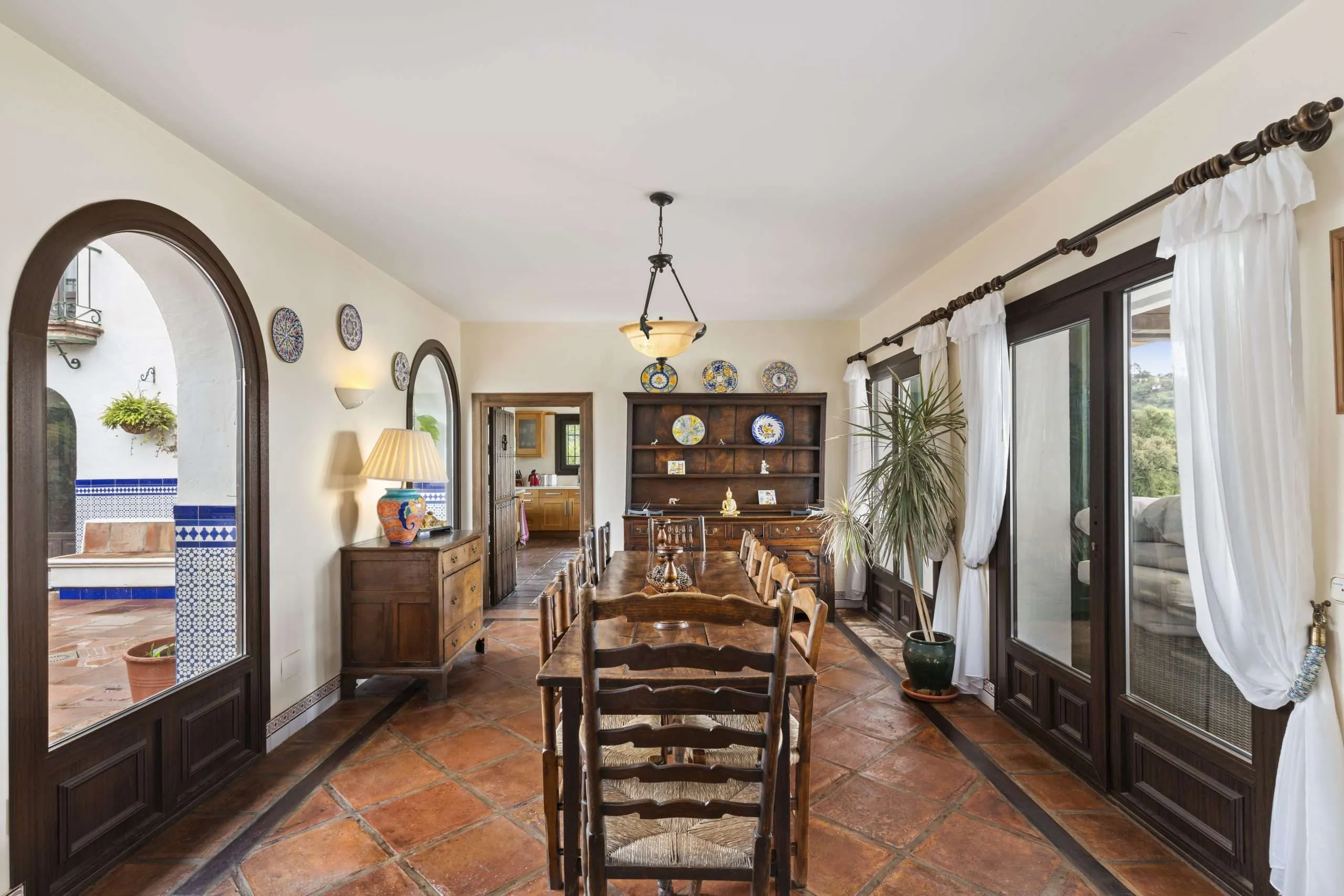 A7404674-scaled Exclusive Finca at Istan Lake in Marbella