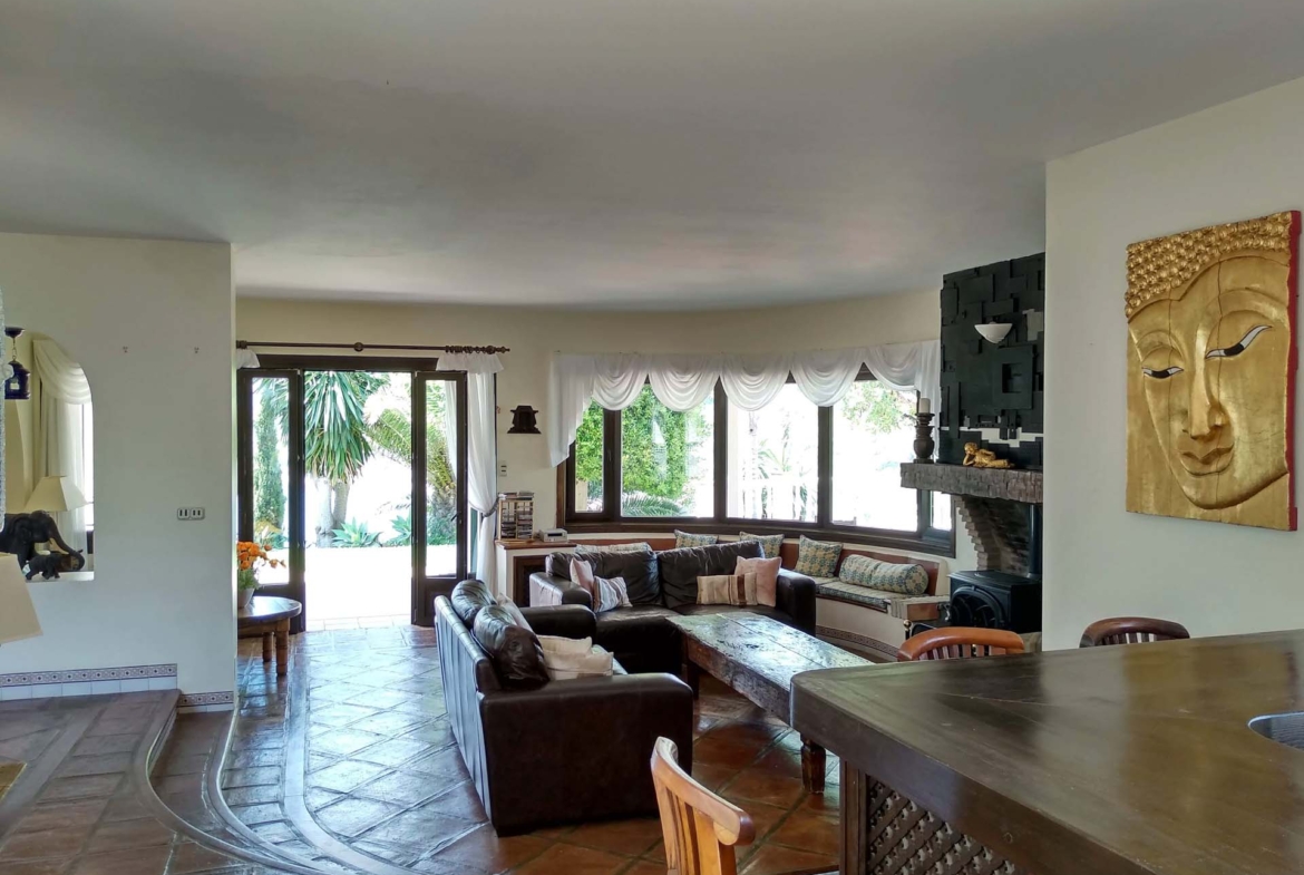 Exclusive Finca at Istan Lake in Marbella