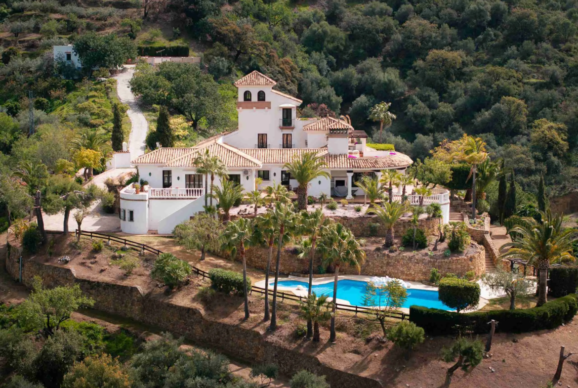 Exclusive Finca at Istan Lake in Marbella