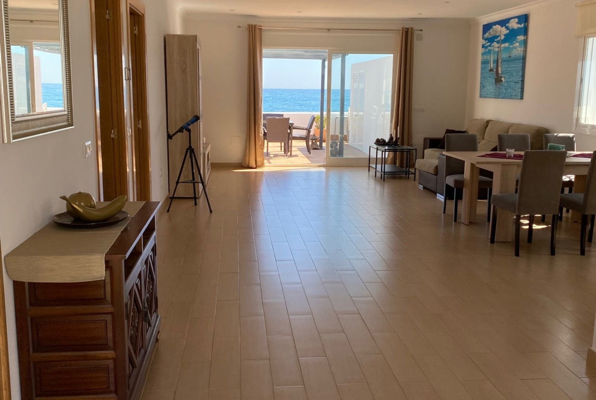 Seafront Freehold Investment with Restaurant and Approved Residential Project