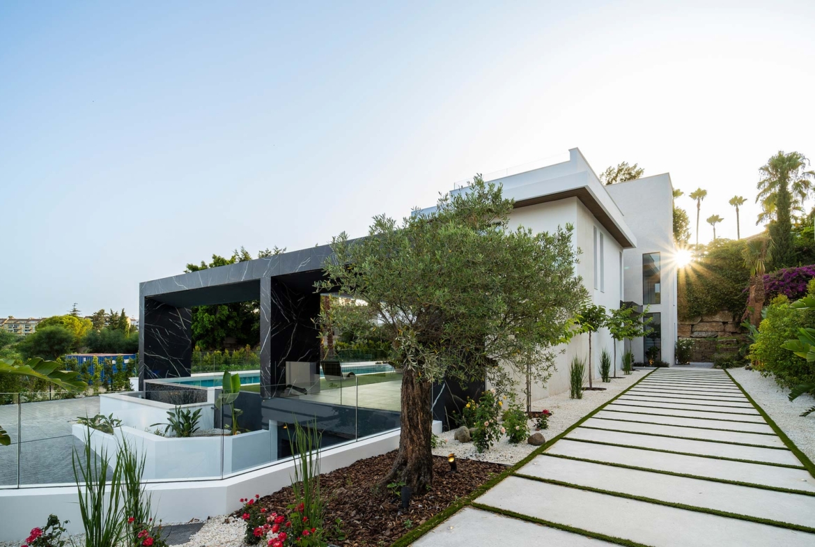 VILLA ESMERALDA