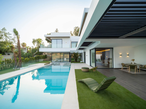 VILLA ESMERALDA