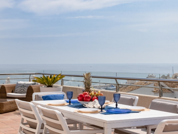 Penthouse in Puerto Banus