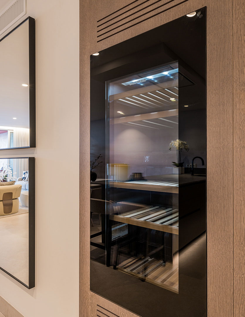 Apartment in Menara Beach, New Golden Mile, Estepona