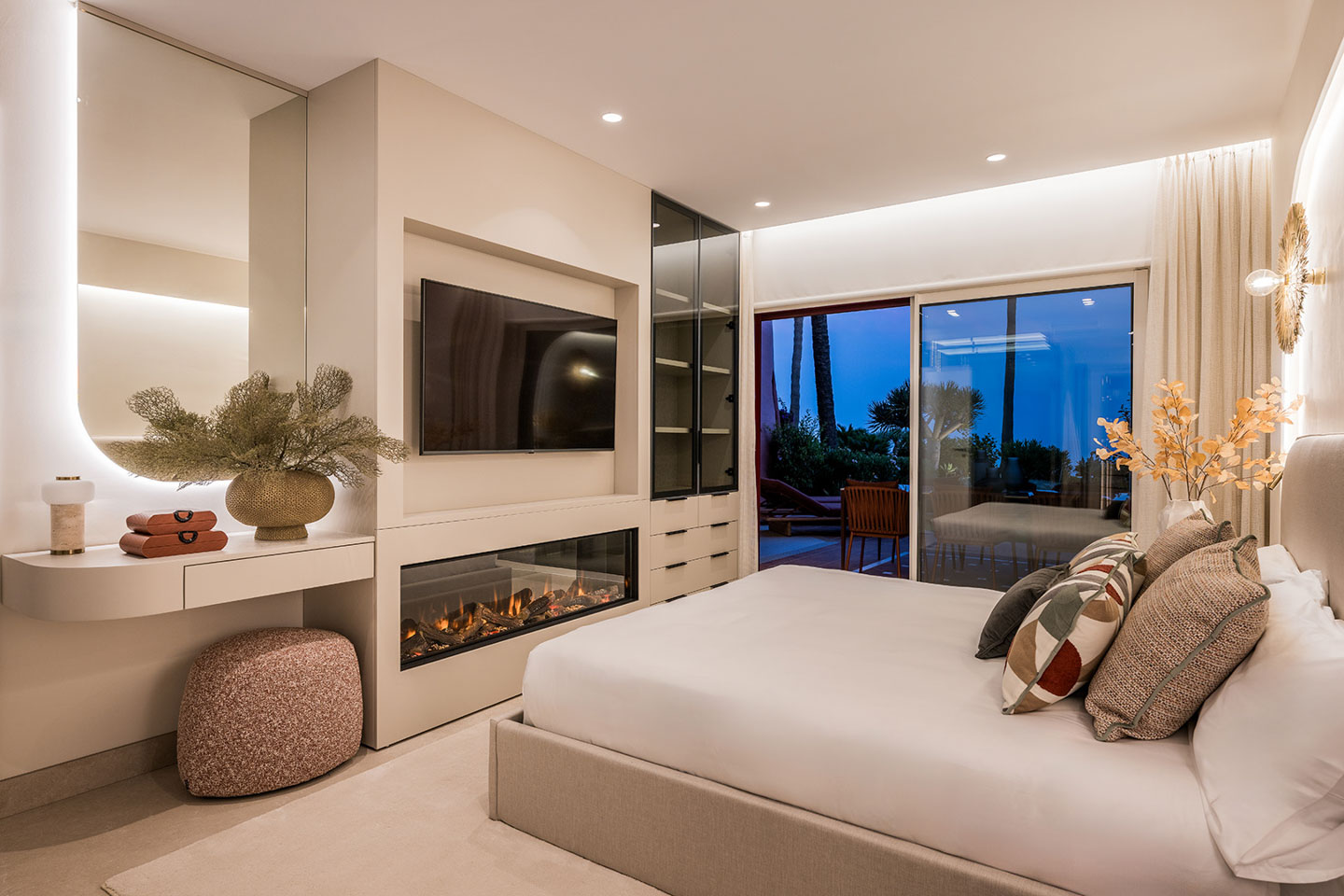 Apartment in Menara Beach, New Golden Mile, Estepona