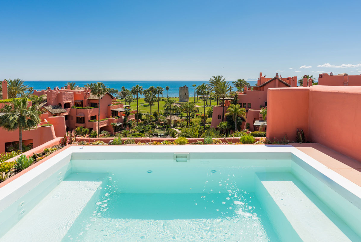 Duplex in Torre Bermeja, New Golden Mile, Estepona