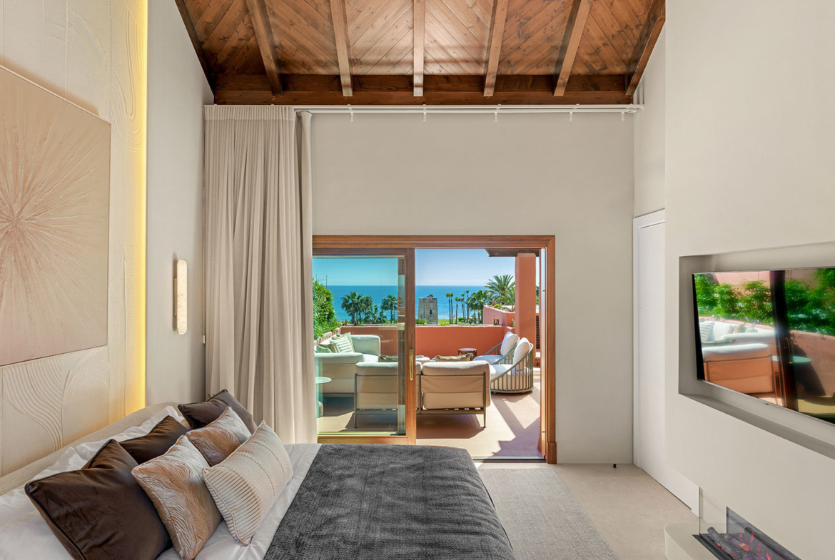 Duplex in Torre Bermeja, New Golden Mile, Estepona
