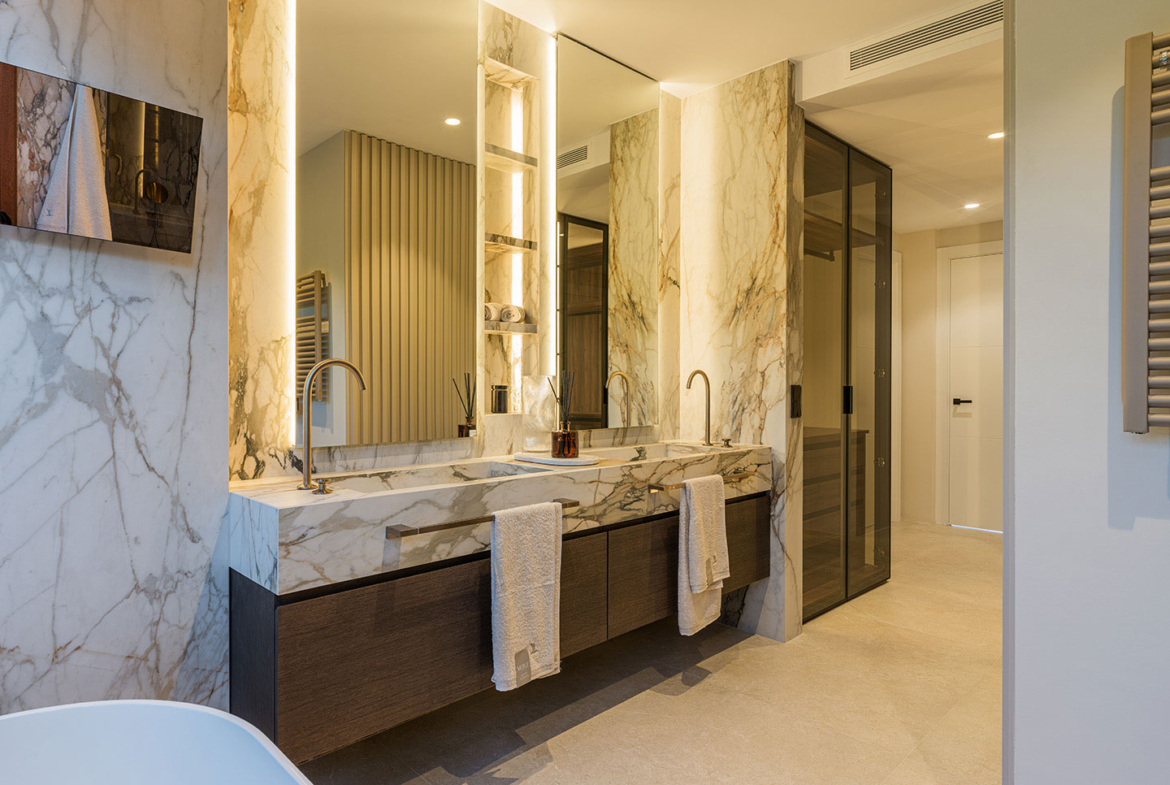 Duplex in Torre Bermeja, New Golden Mile, Estepona