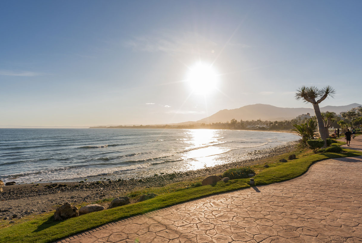 Duplex in Torre Bermeja, New Golden Mile, Estepona