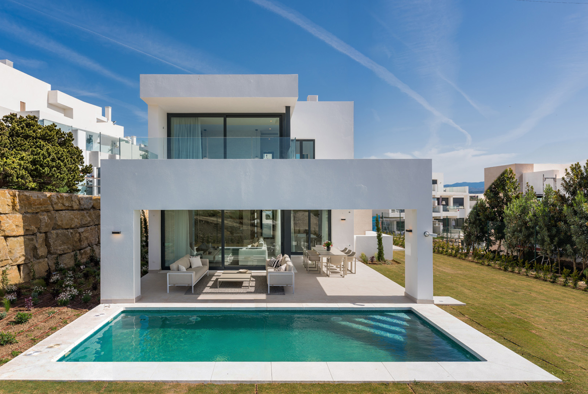 Aurea Villas — Exclusive Living on Estepona Golf