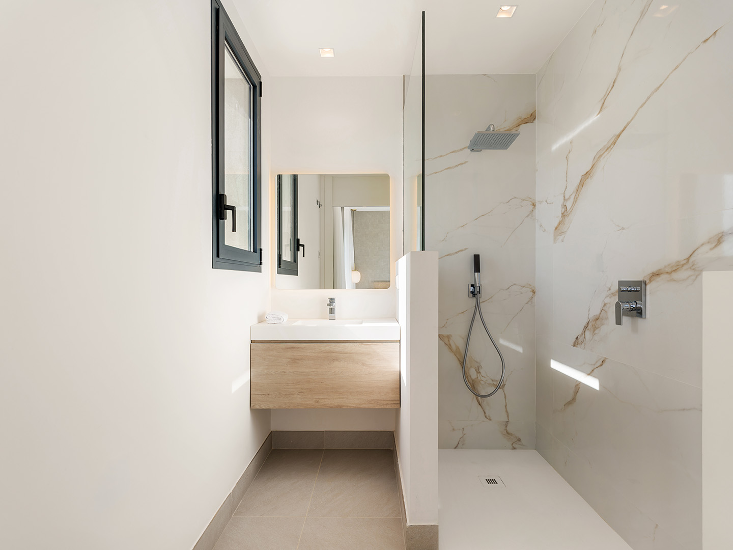 Aurea Villas – Guest Bathroom Aurea Villas — Exclusive Living on Estepona Golf